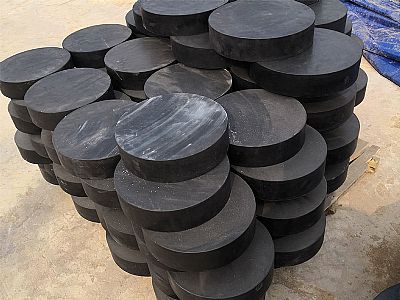 四会市板式橡胶支座由若干层橡胶片与薄钢板经加压硫化